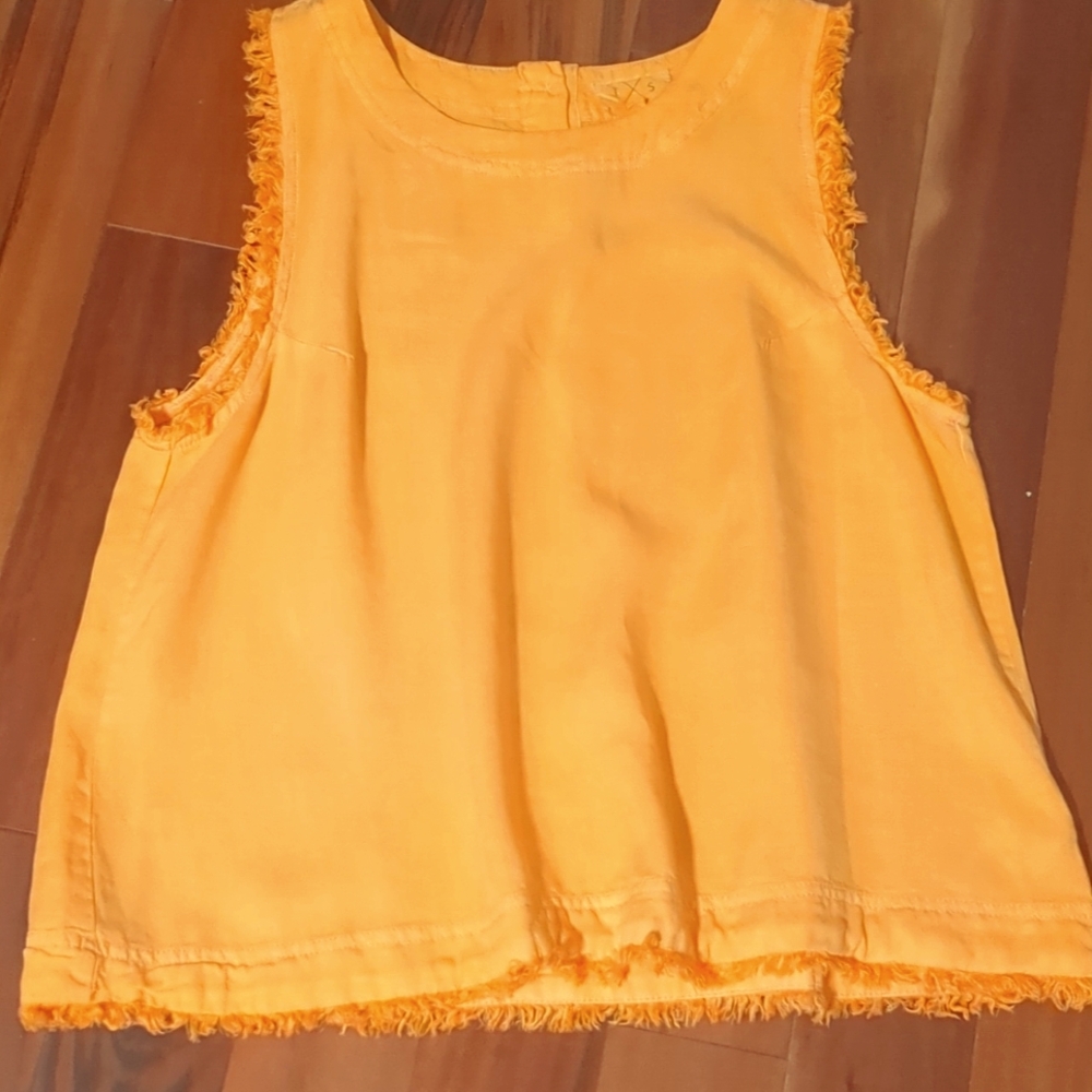 Sleeveless Button back BlouseNWOT